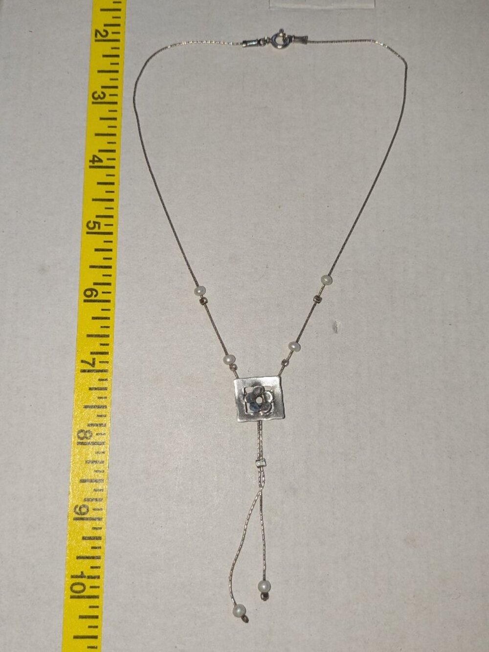 Dainty GG 925 Sterling Silver Square Pendant Raised Floral Design Pearl Necklace